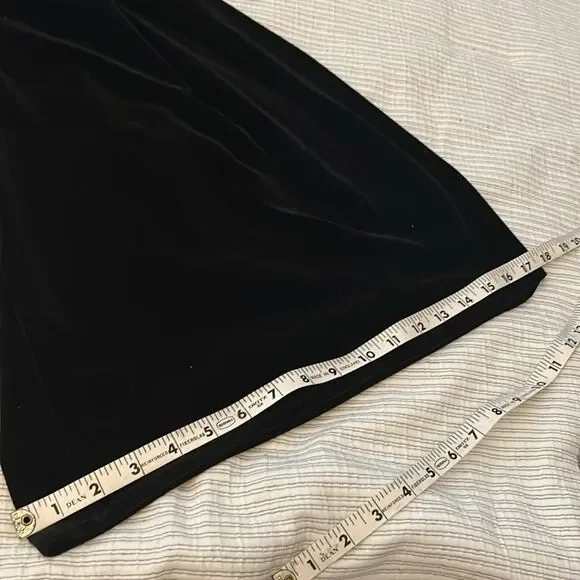 UO Velvet Straight-Neck Jumpsuit Elegant Black Velvet Jumpsuit size small - Picture 9 of 9
